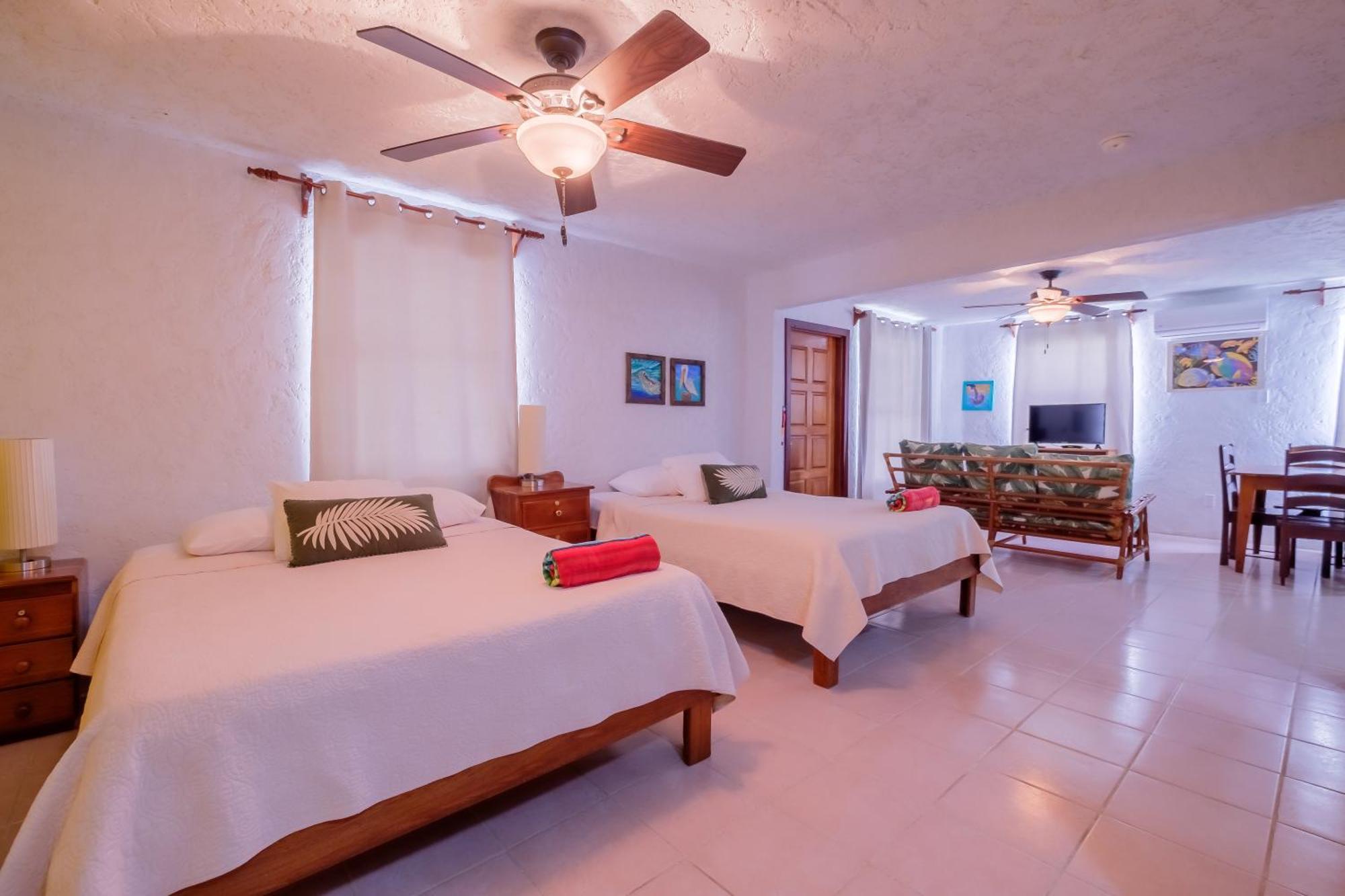 Seven Seas Resort Adults Only San Pedro  Exteriör bild