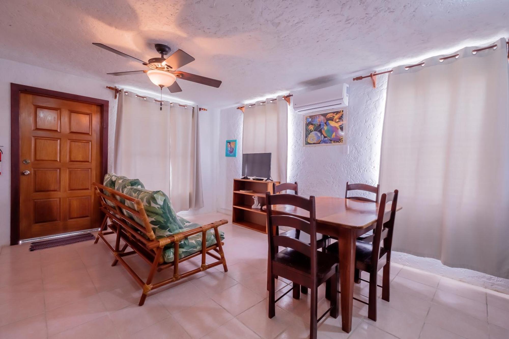 Seven Seas Resort Adults Only San Pedro  Exteriör bild